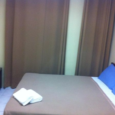 Jr Hotel Sitiawan Eksteriør billede
