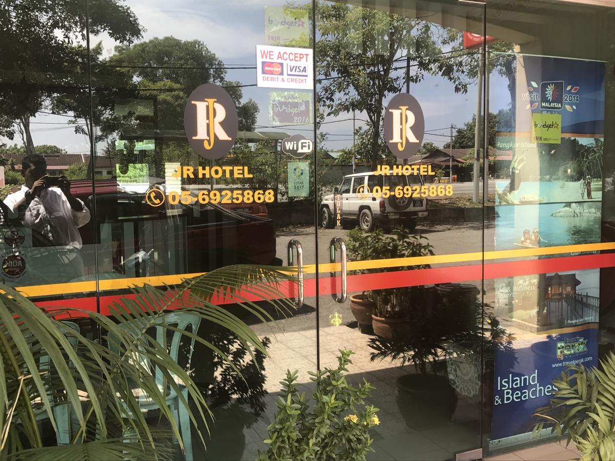 Jr Hotel Sitiawan Eksteriør billede